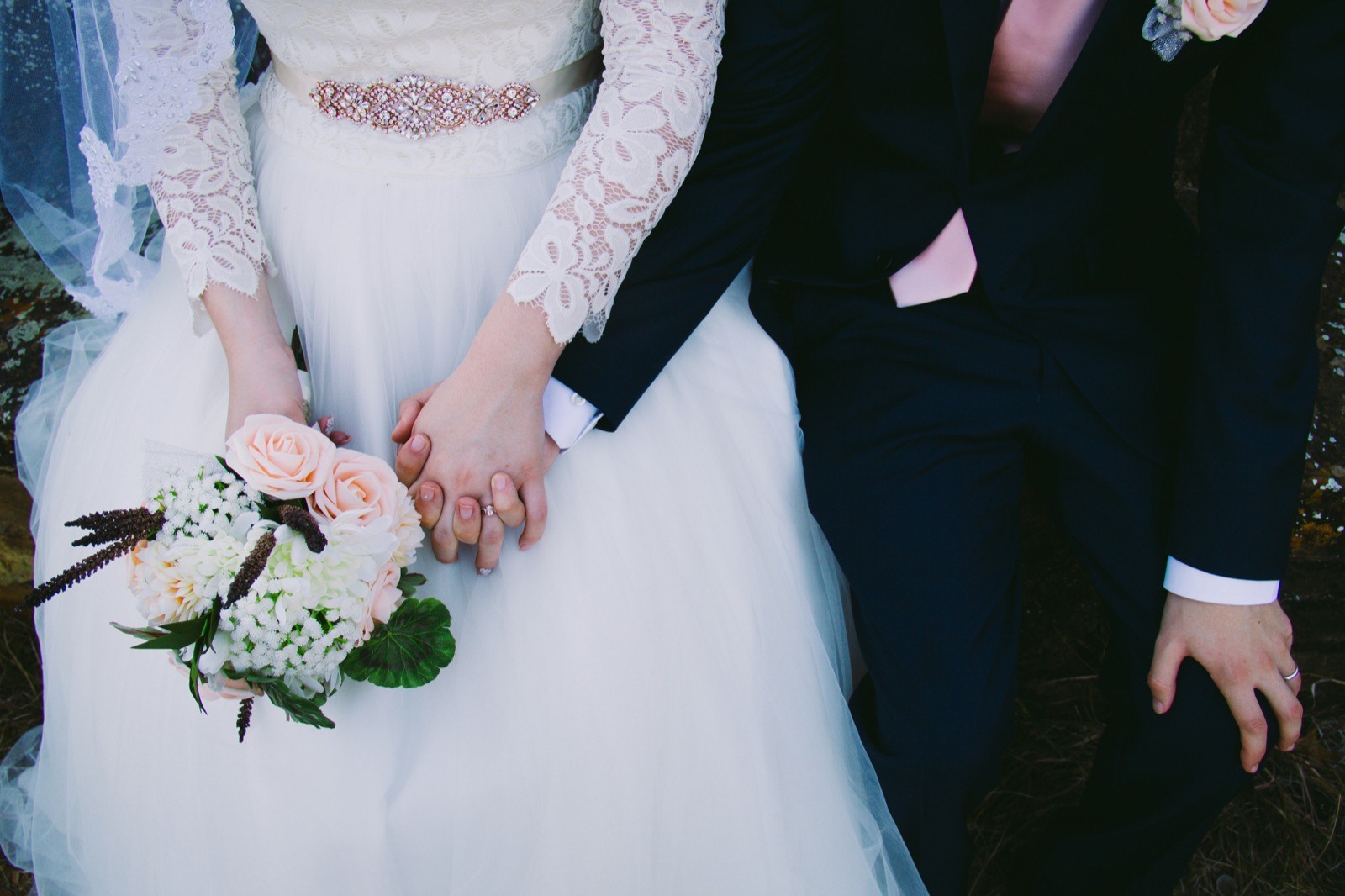 How Much Should You Spend on a Wedding Photographer?